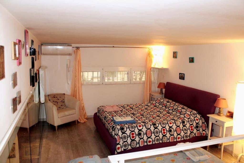 Purple House Apartment